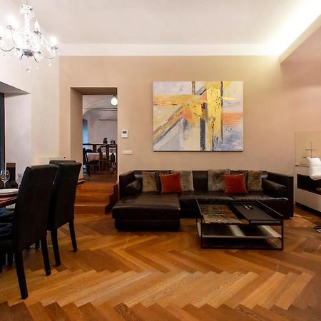 Deluxe Apartment Address Downtown Любляна Екстериор снимка